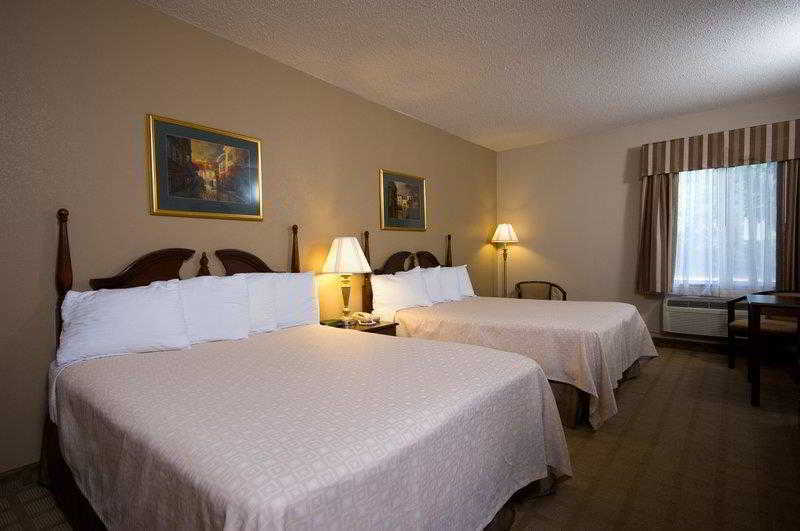 Best Western Plus Russellville Hotel & Suites Стая снимка