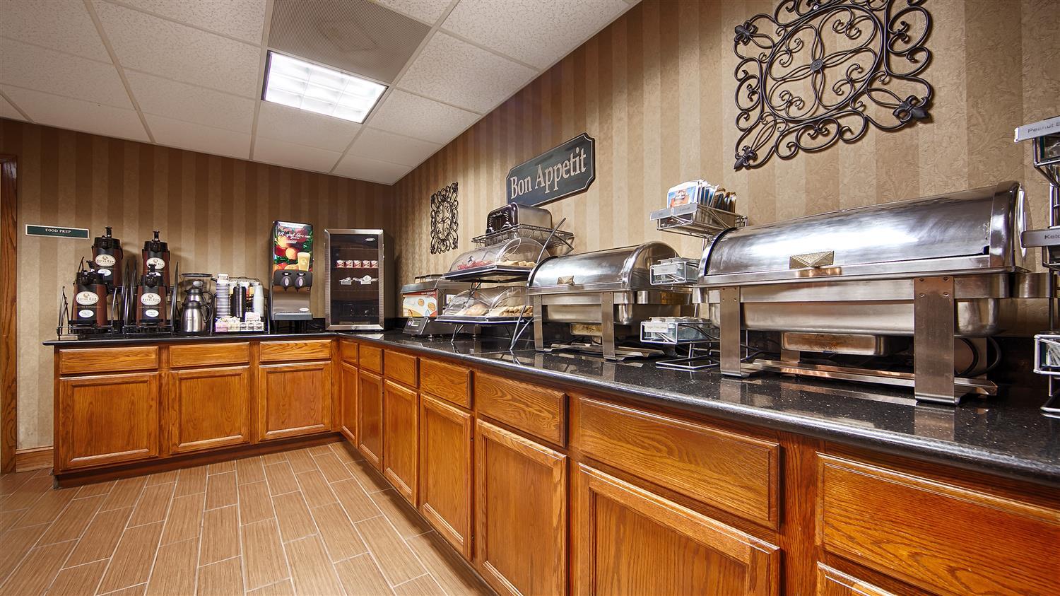 Best Western Plus Russellville Hotel & Suites Екстериор снимка