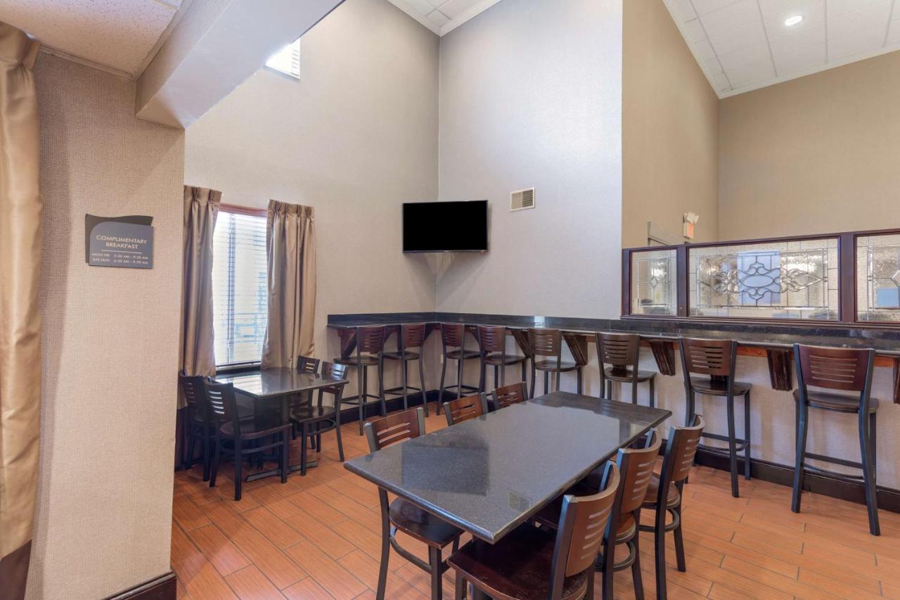 Best Western Plus Russellville Hotel & Suites Екстериор снимка