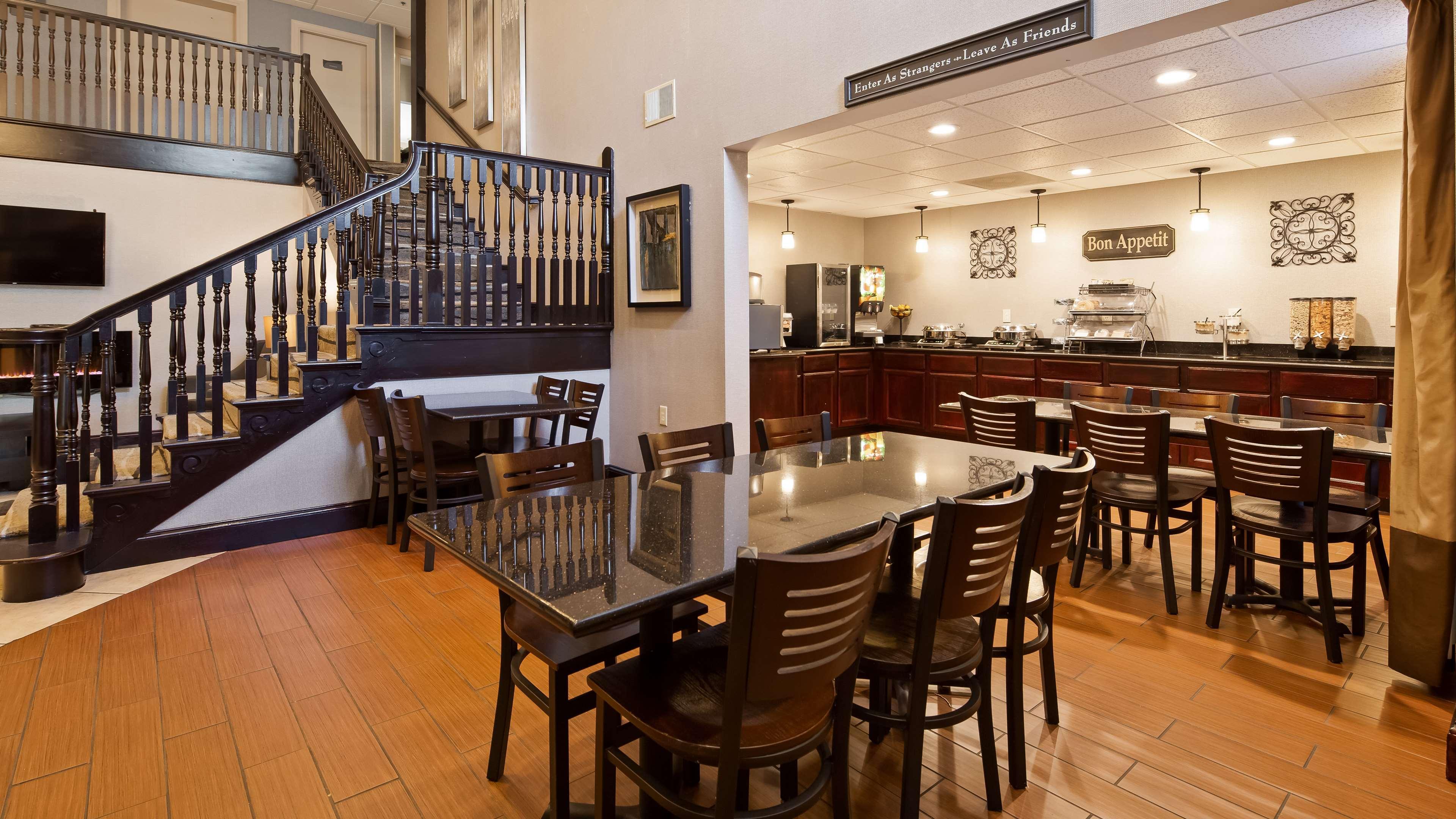 Best Western Plus Russellville Hotel & Suites Екстериор снимка