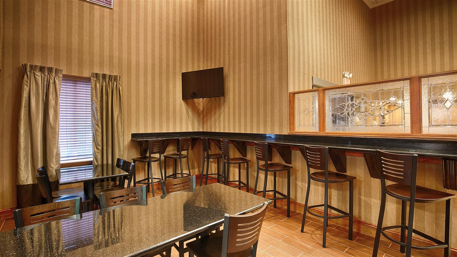 Best Western Plus Russellville Hotel & Suites Екстериор снимка